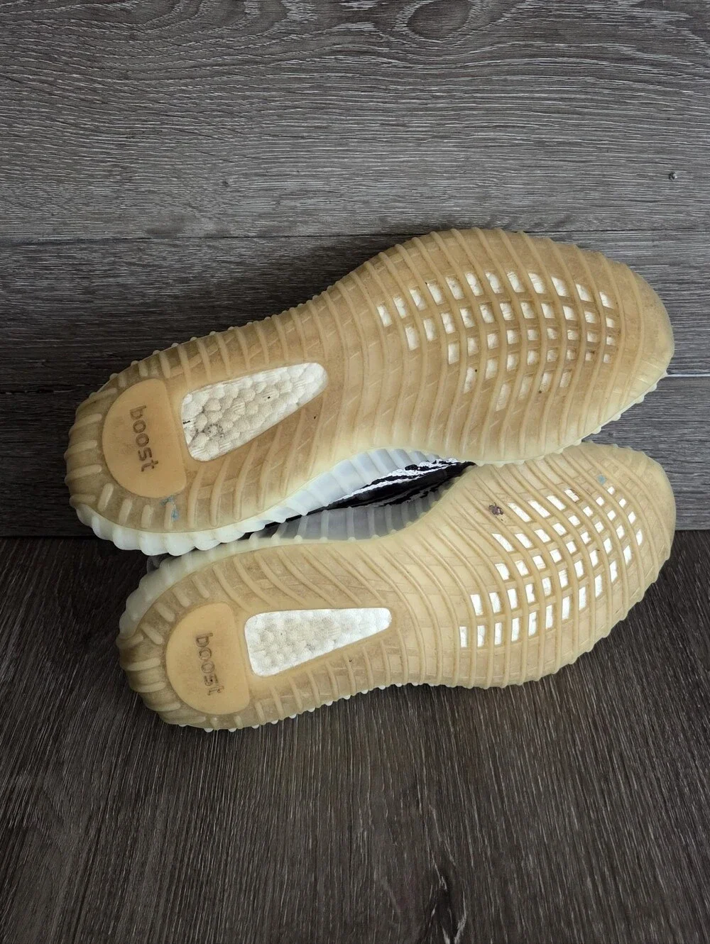 Adidas Yeezy Boost 350 V2 Zebra CP9654 Size 6 Pre-Owned